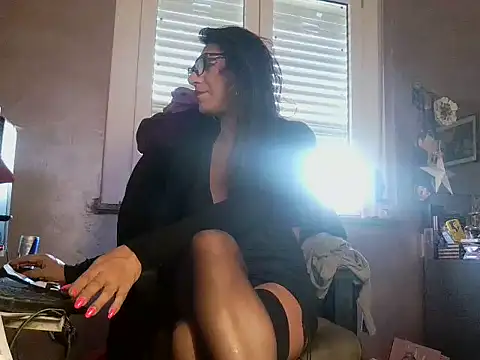 LadyVenere online show from 12-14-25, 08:20