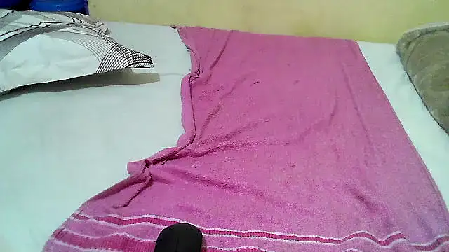 Quincy joyy online show from 10-09-25, 04:43