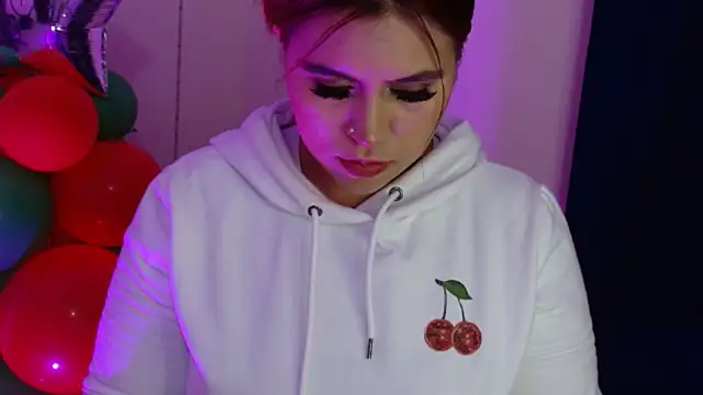cata  gutierrez  online show from 12-14-24, 02:45