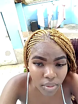 AdelynYasmin online show from 01-22-25, 09:54