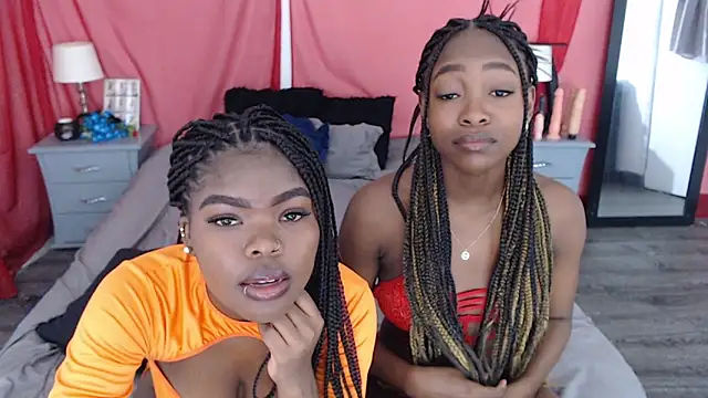 AdelynYasmin online show from 03-04-25, 01:59