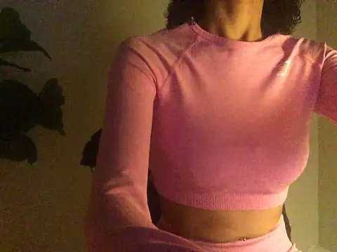 Snapshot of loveofbea chatting on 12-02-24, 12:41 loveofbea online show from 12-02-24, 12:41