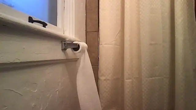 Snapshot of loveofbea chatting on 09-11-25, 12:44 loveofbea online show from 09-11-25, 12:44