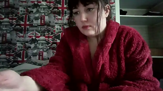 Snapshot of Lynylou chatting on 11-15-25, 12:45 Lynylou online show from 11-15-25, 12:45