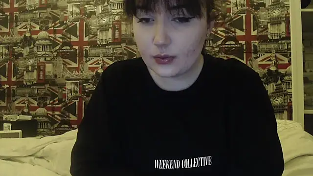 Lynylou online show from 02-10-26, 09:19