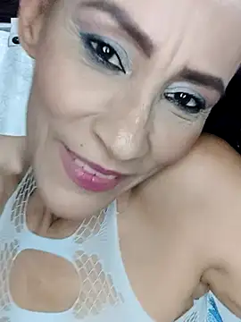 Snapshot of BarbaraMature chatting on 10-08-25, 07:00 BarbaraMature online show from 10-08-25, 07:00