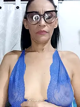 Snapshot of BarbaraMature chatting on 10-10-25, 04:50 BarbaraMature online show from 10-10-25, 04:50