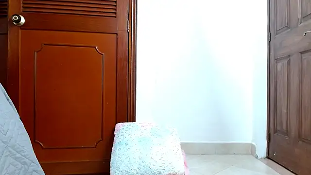 Snapshot of kendallsweet7 chatting on 02-05-25, 11:17 kendallsweet7 online show from 02-05-25, 11:17