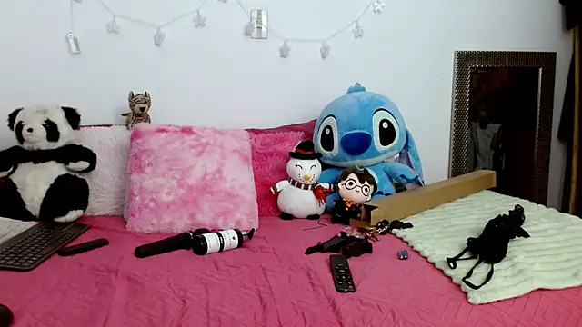 Snapshot of kendallsweet7 chatting on 02-12-25, 07:02 kendallsweet7 online show from 02-12-25, 07:02