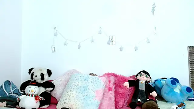 Snapshot of kendallsweet7 chatting on 02-13-25, 01:50 kendallsweet7 online show from 02-13-25, 01:50