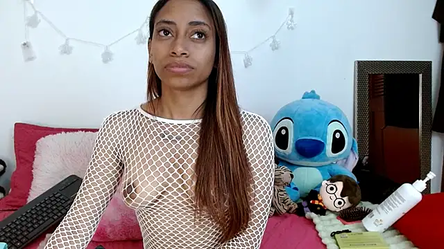 Snapshot of kendallsweet7 chatting on 02-19-25, 08:10 kendallsweet7 online show from 02-19-25, 08:10