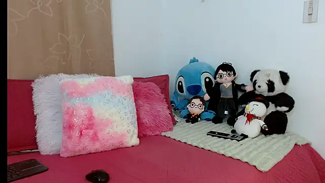 Snapshot of kendallsweet7 chatting on 03-11-25, 06:52 kendallsweet7 online show from 03-11-25, 06:52