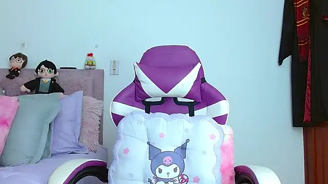 Snapshot of kendallsweet7 chatting on 09-14-25, 07:57 kendallsweet7 online show from 09-14-25, 07:57