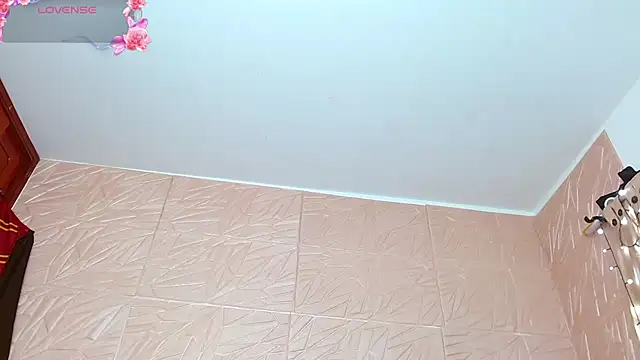 Snapshot of kendallsweet7 chatting on 10-30-25, 07:47 kendallsweet7 online show from 10-30-25, 07:47