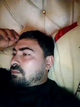 Snapshot of eminrehi chatting on 09-10-25, 03:12 eminrehi online show from 09-10-25, 03:12