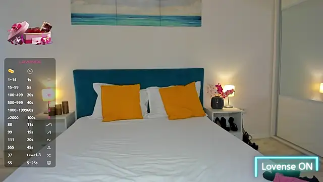 devilish angel online show from 10-21-25, 04:57