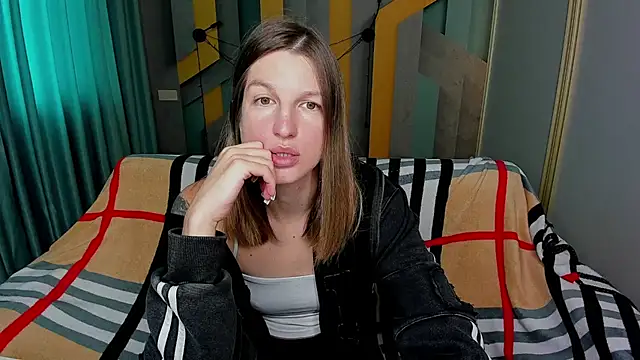 Snapshot of EmilyWalkeri chatting on 11-11-25, 08:36 EmilyWalkeri online show from 11-11-25, 08:36