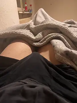 Snapshot of Krusito187 chatting on 03-22-26, 10:46 Krusito187 online show from 03-22-26, 10:46