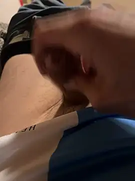 Snapshot of Krusito187 chatting on 04-09-26, 09:53 Krusito187 online show from 04-09-26, 09:53