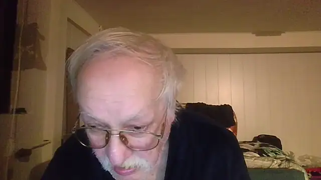 Snapshot of Sammy1660 chatting on 12-16-24, 10:45 Sammy1660 online show from 12-16-24, 10:45
