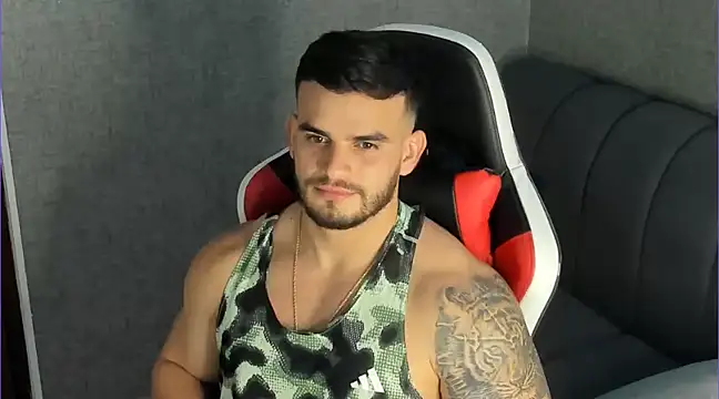 Ricardogo19 online show from 12-31-24, 01:47