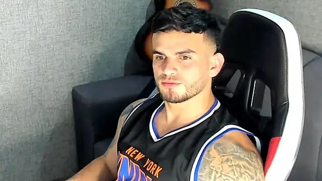 Ricardogo19 online show from 11-11-25, 11:16