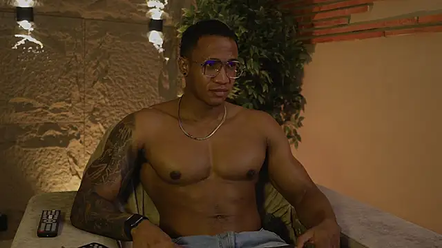 Logan Varela online show from 10-17-25, 10:12