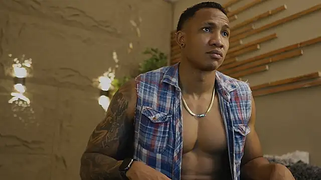 Snapshot of Logan_Varela chatting on 02-08-26, 03:04 Logan Varela online show from 02-08-26, 03:04