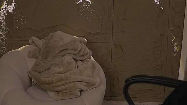 Snapshot of Logan_Varela chatting on 02-22-26, 01:53 Logan Varela online show from 02-22-26, 01:53