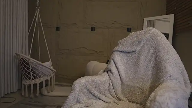 Snapshot of Logan_Varela chatting on 02-28-26, 01:12 Logan Varela online show from 02-28-26, 01:12