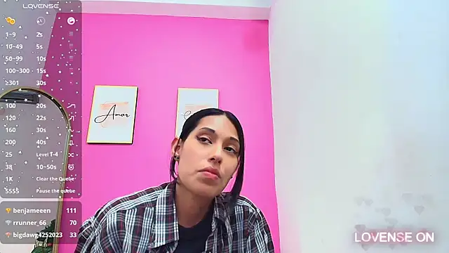 yourcuteneighbourr online show from 01-09-25, 06:06