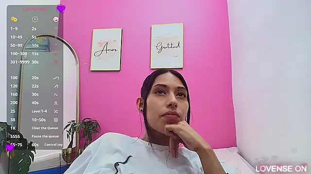 yourcuteneighbourr online show from 03-12-25, 06:18