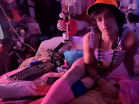gurlnips online show from 01-22-25, 02:14