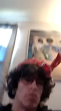 gurlnips online show from 01-26-25, 06:48