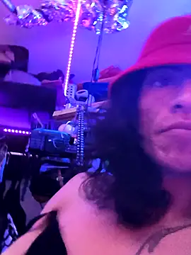 gurlnips online show from 03-14-26, 05:24