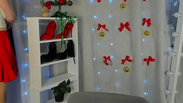 Rebecca Kelly online show from 12-10-24, 09:54