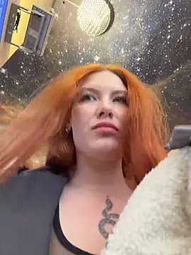 Snapshot of Liv_Fay chatting on 02-10-26, 12:42 Liv Fay online show from 02-10-26, 12:42