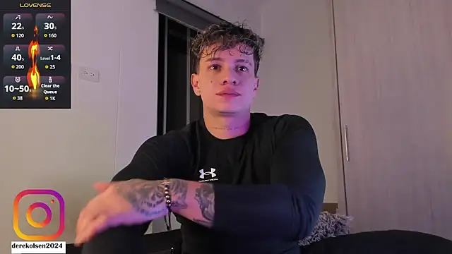 Snapshot of DerekOlsen chatting on 11-13-25, 01:26 DerekOlsen online show from 11-13-25, 01:26