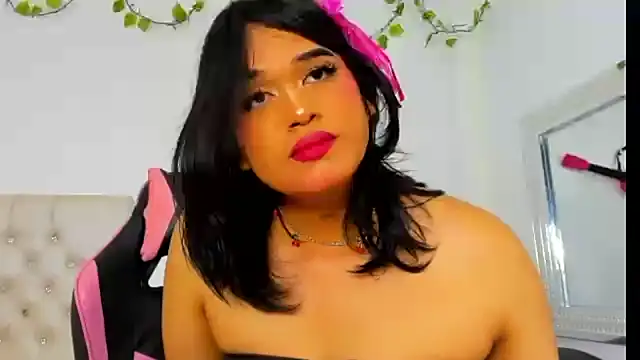 Snapshot of JazirMartinez chatting on 02-15-25, 01:31 JazirMartinez online show from 02-15-25, 01:31