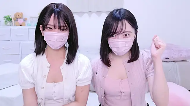 Snapshot of -Yuria- chatting on 01-03-25, 01:14 -Yuria- online show from 01-03-25, 01:14