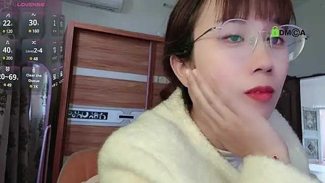 Lili 666 online show from 12-26-24, 08:18