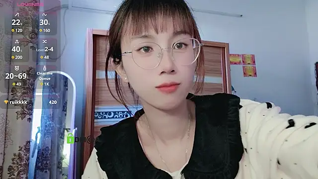 Lili 666 online show from 01-10-25, 07:46