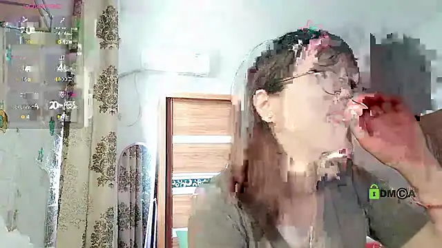 Snapshot of Lili_666 chatting on 10-14-25, 02:12 Lili 666 online show from 10-14-25, 02:12