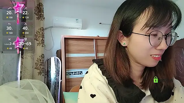 Snapshot of Lili_666 chatting on 11-20-25, 07:30 Lili 666 online show from 11-20-25, 07:30