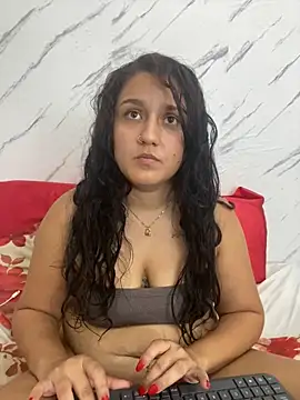 Snapshot of saray_gomez22 chatting on 03-23-25, 12:58 saray gomez22 online show from 03-23-25, 12:58