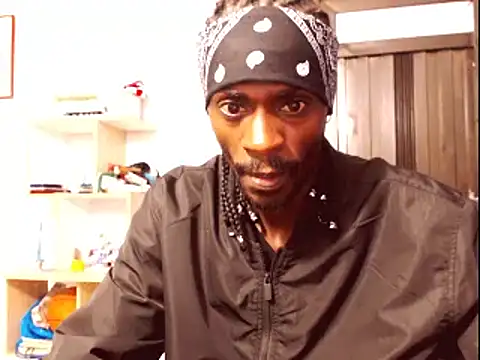 Snapshot of phillip-hot chatting on 01-03-25, 03:16 phillip-hot online show from 01-03-25, 03:16