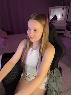 Snapshot of Lexi_noah chatting on 10-02-25, 09:22 Lexi noah online show from 10-02-25, 09:22