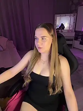 Snapshot of Lexi_noah chatting on 10-05-25, 09:34 Lexi noah online show from 10-05-25, 09:34