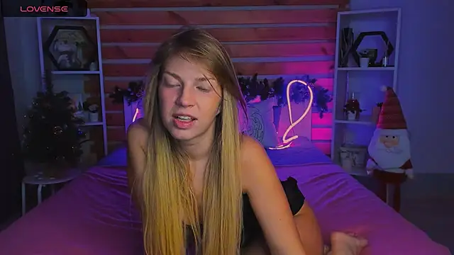 Jeanne Williams online show from 12-29-24, 03:33