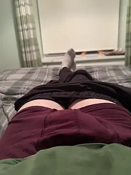 boholad8 online show from 12-28-24, 06:29